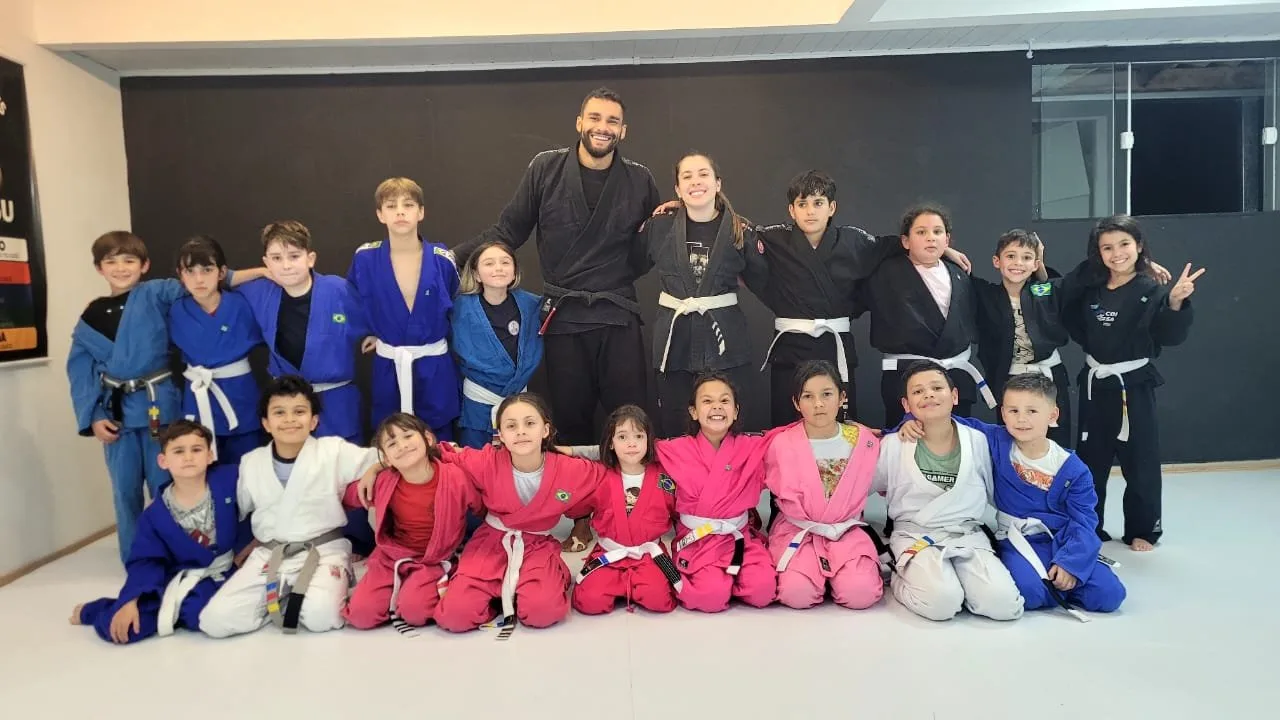 Turma Kids do Sander Rodrigues BJJ em Pinhais